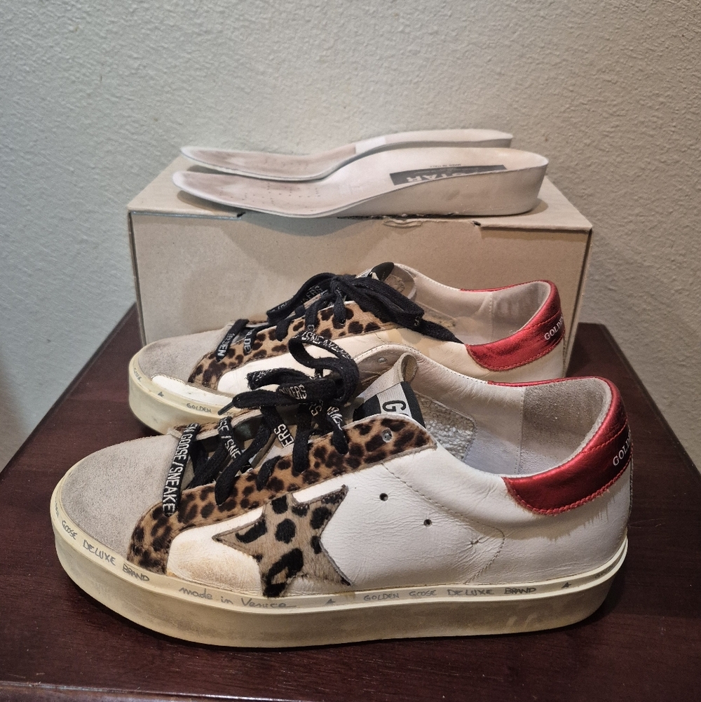 Golden Goose Hi Star Womens Sneakers with Black Star and Red Accents Size 38 - Picture 9 of 9